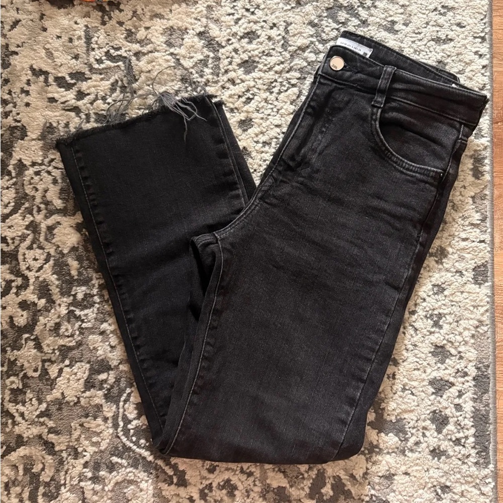 Zara Straight Black Ankle Jeans for Women